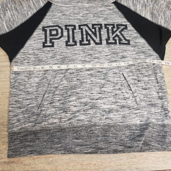 Pink VS sweatshirt with hoodie - Picture 6 of 10